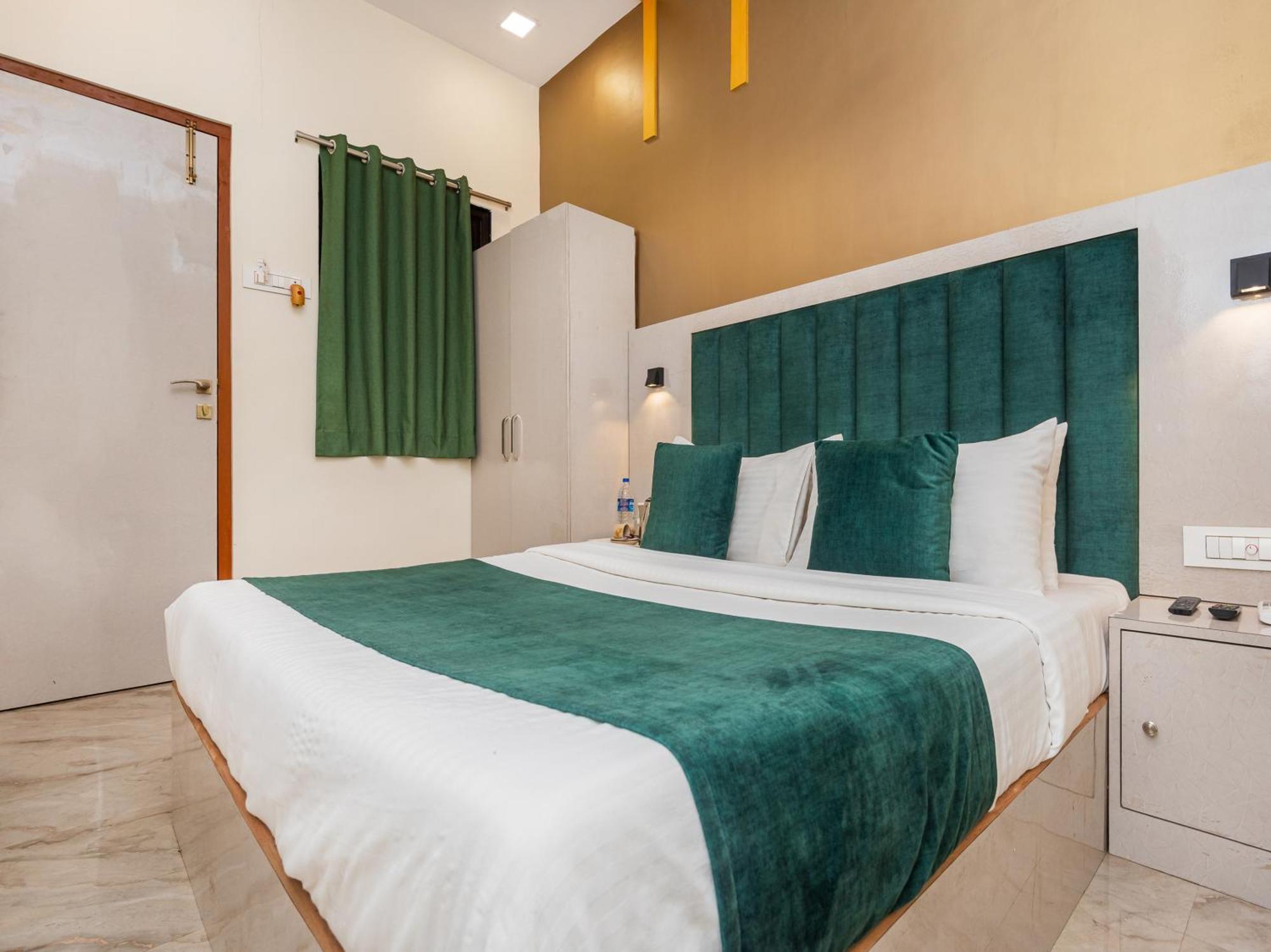 Hotel Priceless Suite Bombay Exhibition Centre Goregaon West Bombaim Exterior foto